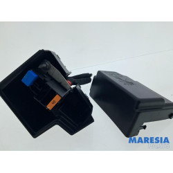 Renault - Captur - Fuse box