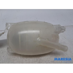 Renault - Captur - Expansion vessel