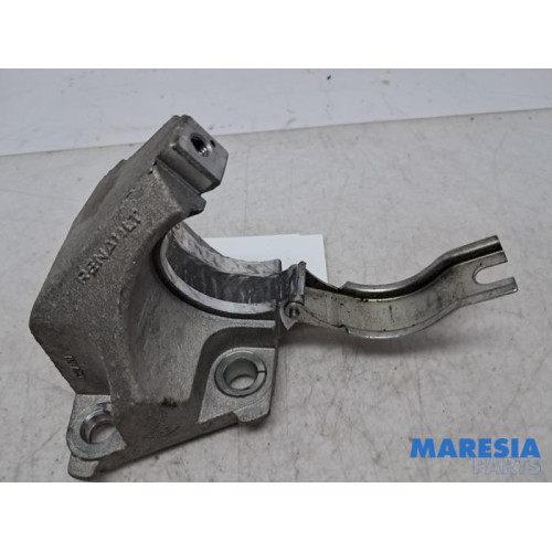 Renault - Captur - Engine mount