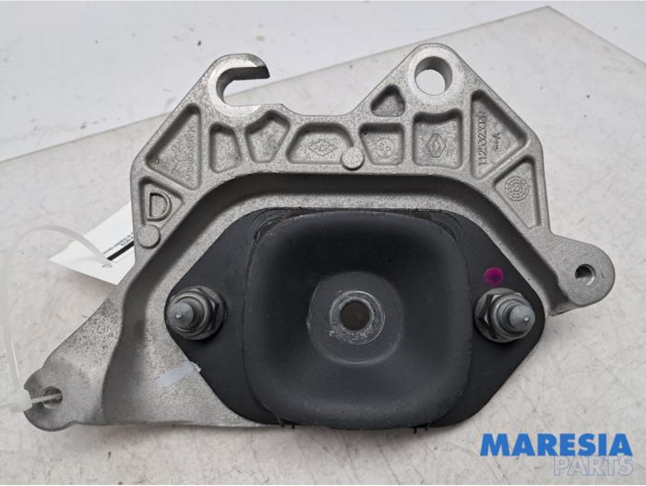 Renault - Captur - Engine mount