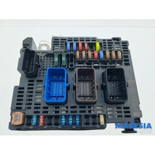 Citroen - C4 - Fuse box