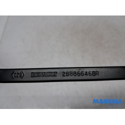 Renault - Captur - Front wiper arm