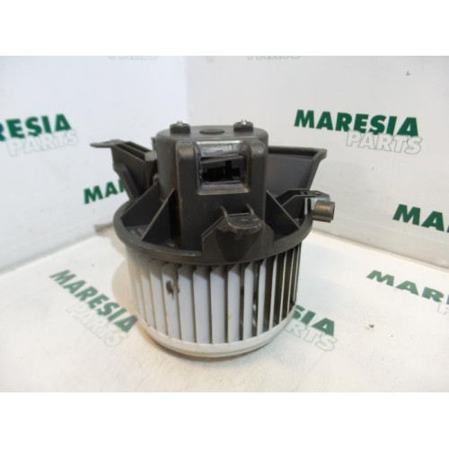 Fiat - Fiorino - Heating and ventilation fan motor