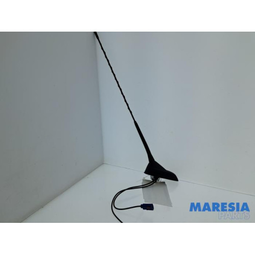 Citroen - C4 - Antenne