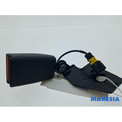 Citroen - C4 - Rear seatbelt buckle, left
