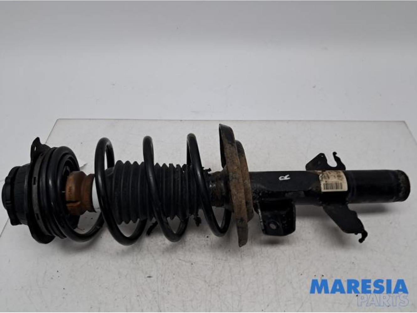 Alfa Romeo - Giulietta - Front shock absorber rod, right