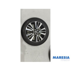Renault - Captur - Sportvelgenset + banden