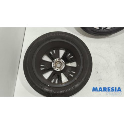 Renault - Captur - Sportvelgenset + banden