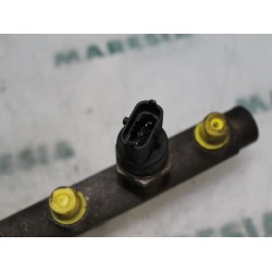 Renault - Megane Scenic - Fuel injector nozzle