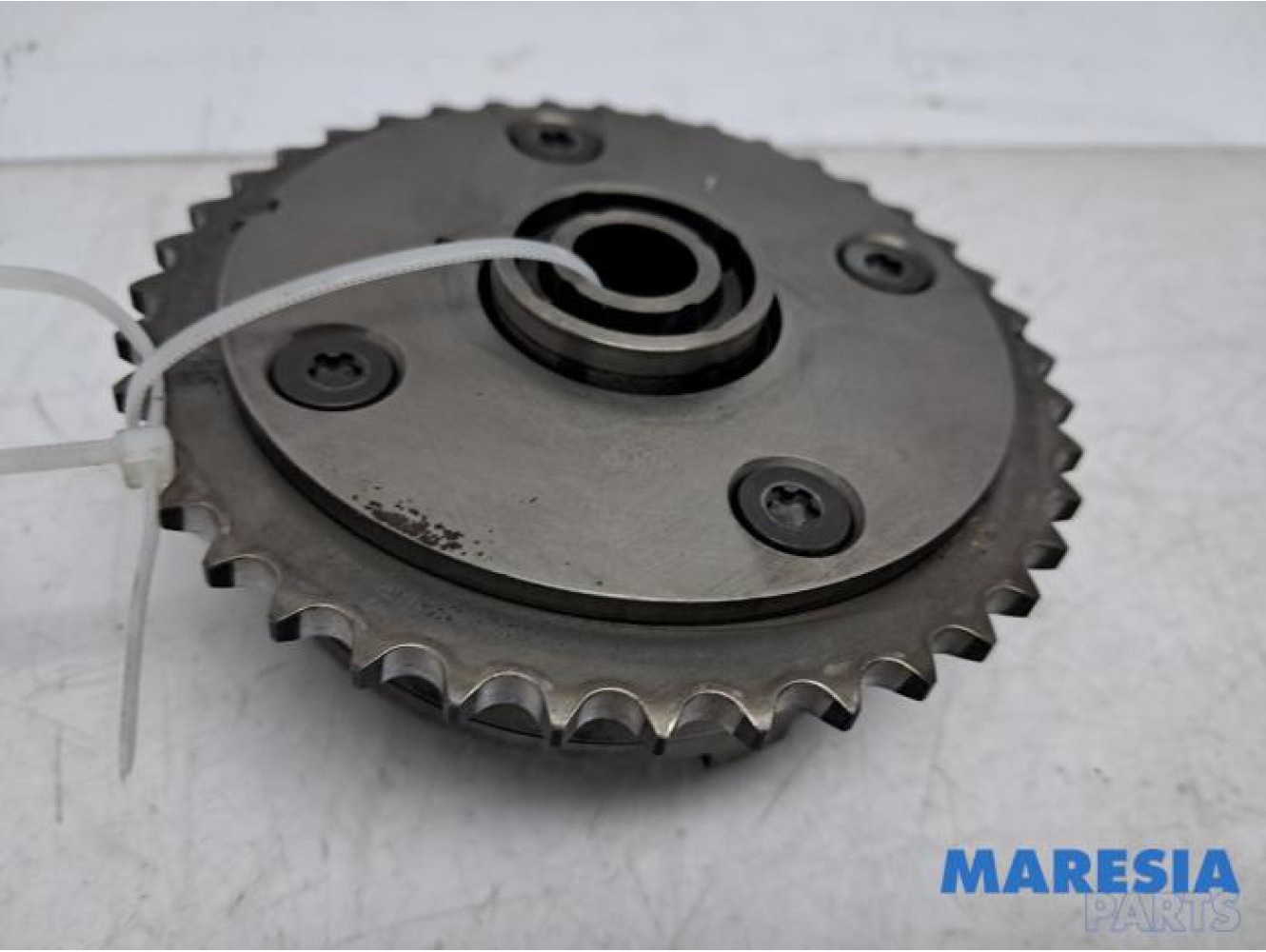 Peugeot - 5008 - Camshaft sprocket