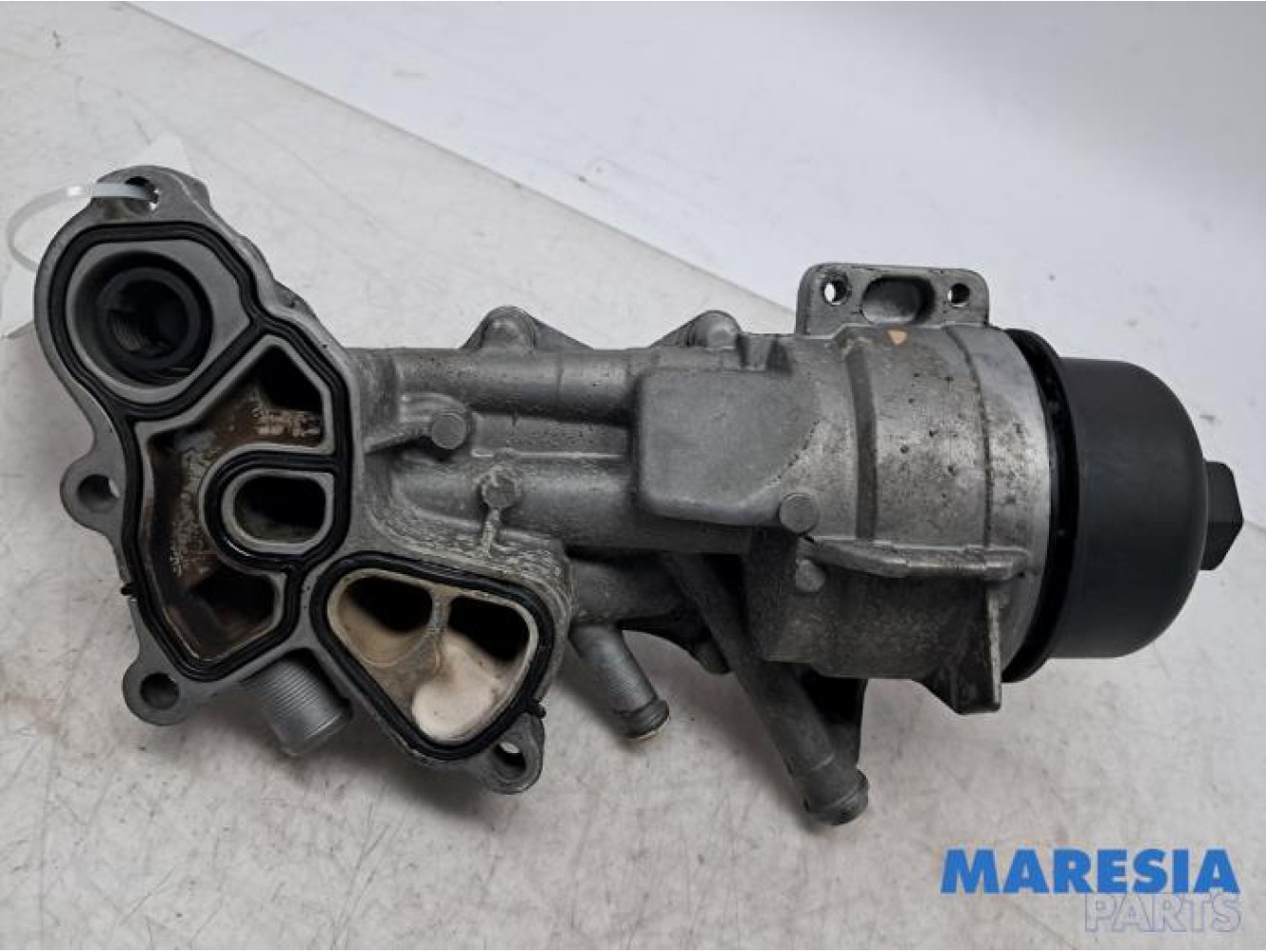 Peugeot - 5008 - Oil filter holder