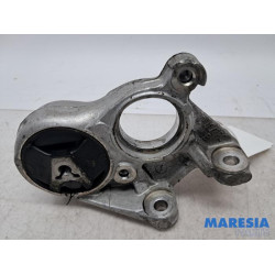 Peugeot - 5008 - Engine mount