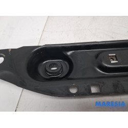 Citroen - C4 - Radiator bar
