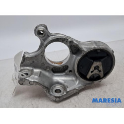 Citroen - C4 - Engine mount