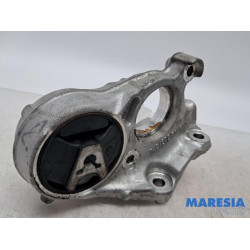 Citroen - C4 - Engine mount