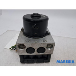 Peugeot - 206 - ABS Pumpe