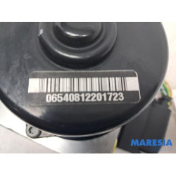 Peugeot - 206 - ABS Pumpe