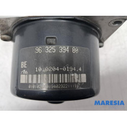 Peugeot - 206 - ABS Pumpe