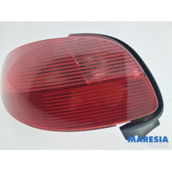 Peugeot - 206 - Achterlicht links