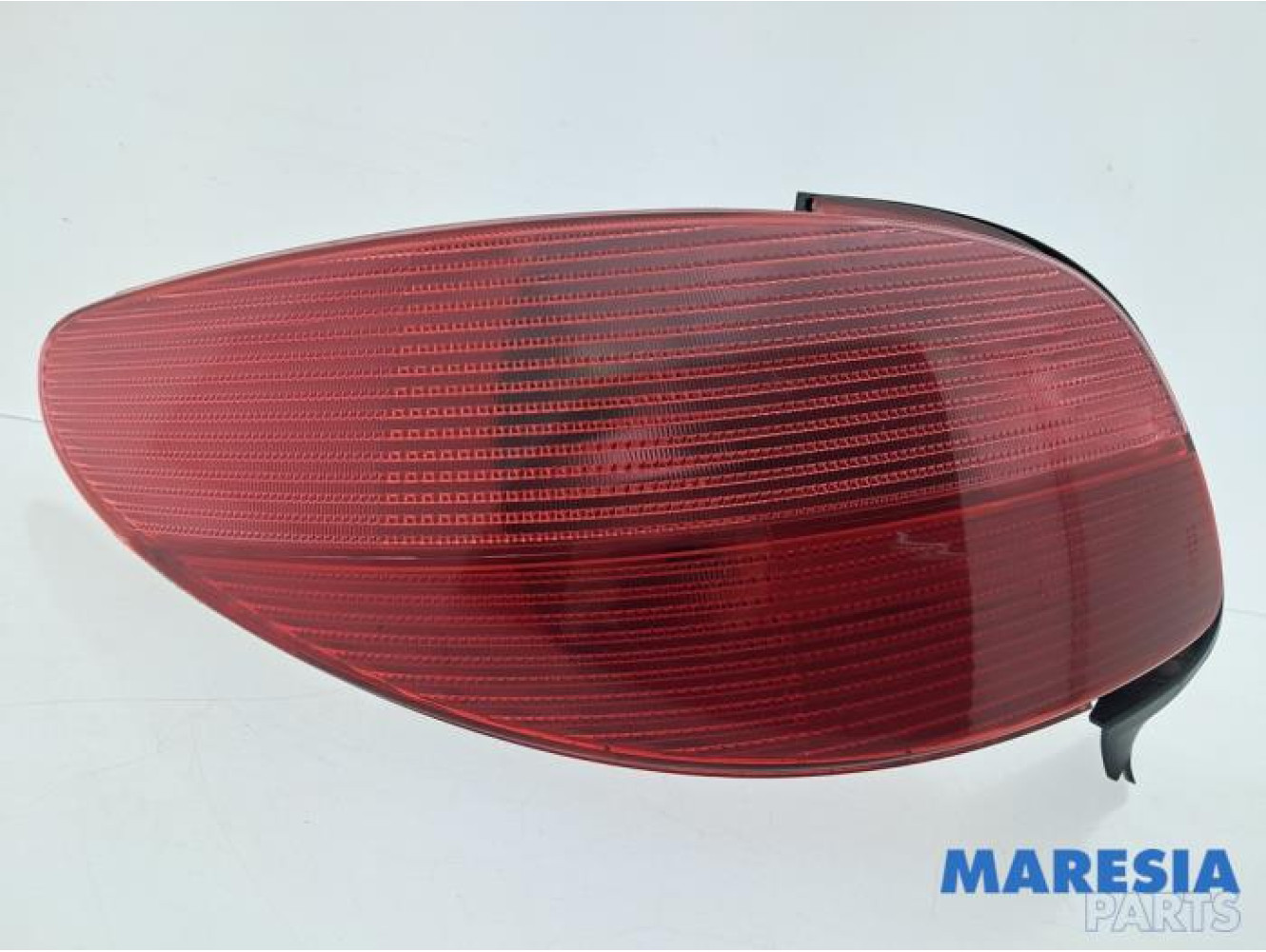Peugeot - 206 - Achterlicht links