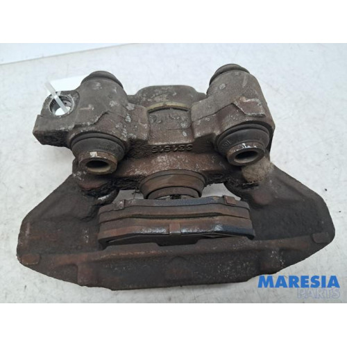 Peugeot - 206 - Remklauw (Tang) links-achter