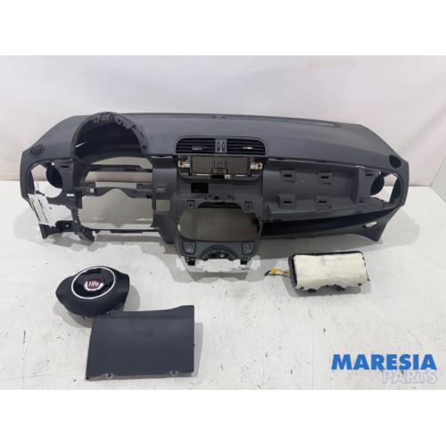 Fiat - 500 - Airbag set + dashboard