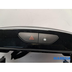 Renault - Clio - Radio omlijsting