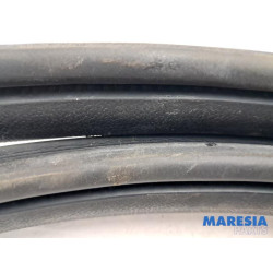 Alfa Romeo - Giulietta - Rear door seal 4-door, left