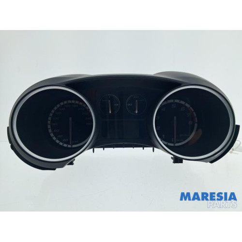 Alfa Romeo - Giulietta - Instrument panel