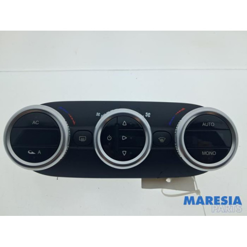 Alfa Romeo - Giulietta - Heater control panel