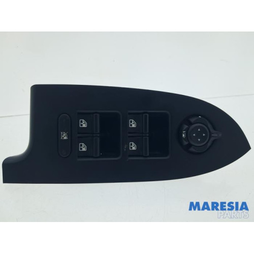 Alfa Romeo - Giulietta - Multi-functional window switch