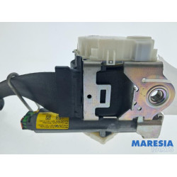 Alfa Romeo - Giulietta - Front seatbelt, left