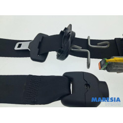 Alfa Romeo - Giulietta - Front seatbelt, right