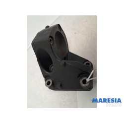 Alfa Romeo - Giulietta - Support (miscellaneous)