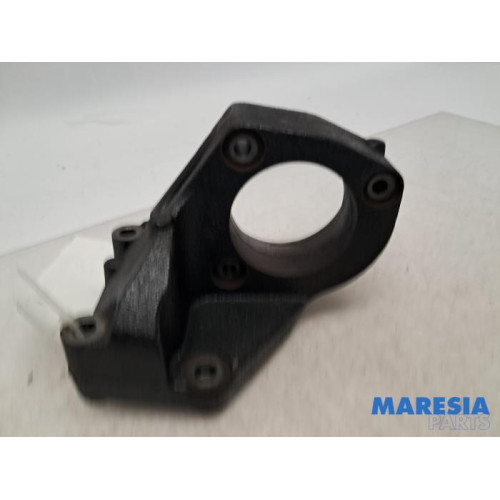 Alfa Romeo - Giulietta - Support (miscellaneous)