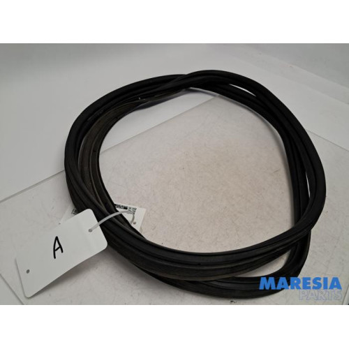Alfa Romeo - Giulietta - Achterkleprubber