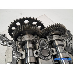 Opel - Vivaro - Camshaft
