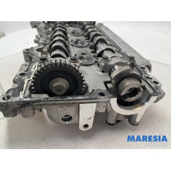 Opel - Vivaro - Camshaft