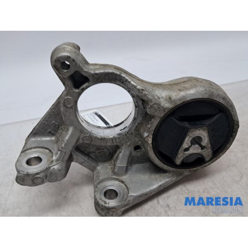 Peugeot - Partner - Engine mount