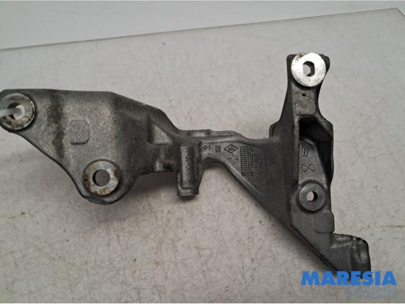 Opel - Vivaro - Engine mount