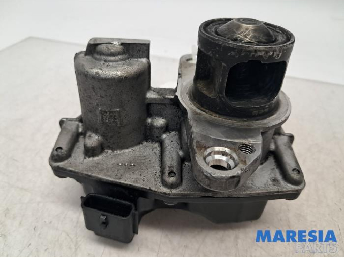 Opel - Vivaro - Valve RGE