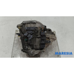 Renault - Trafic - Versnellingsbak