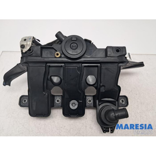 Renault - Trafic - PCV valve