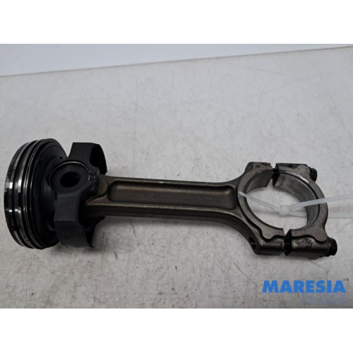 Renault - Kangoo - Connecting rod