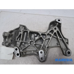 Renault - Trafic - Engine mount