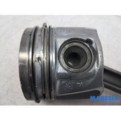 Renault - Trafic - Piston
