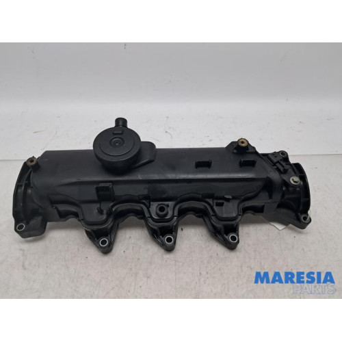Renault - Kangoo - Rocker cover