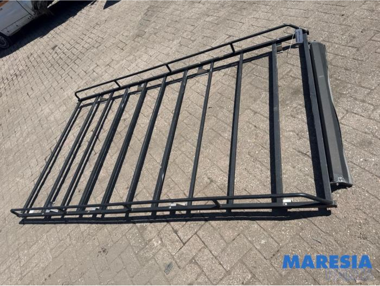 Renault - Trafic - Roof rack