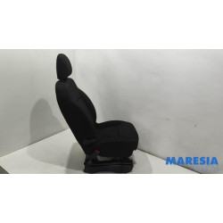 Renault - Trafic - Sitz links