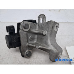 Renault - Clio - Turbo pressure regulator
